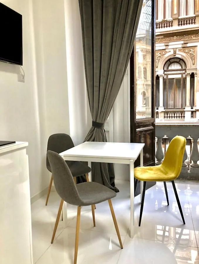 The Flats Apartments Naples 0*,